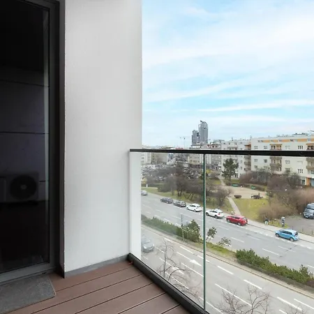 Apartment Plac Unii Srodmiescie By Renters Prestige