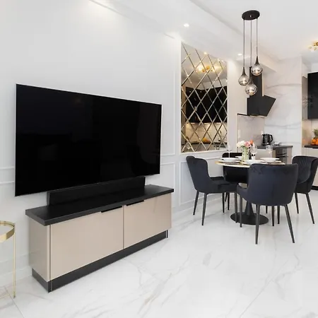 Plac Unii Srodmiescie By Renters Prestige *